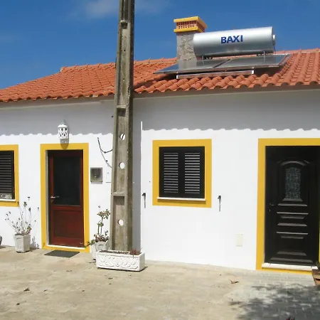 4 Bedrooms House With Furnished Terrace And Wifi At 4 Km Away From The * Aljezur