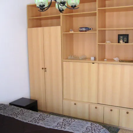 4 Bedrooms House With Furnished Terrace And Wifi At 4 Km Away From The Prázdninový dům *