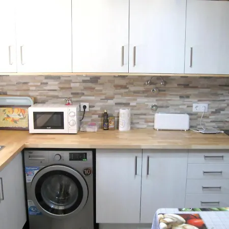 4 Bedrooms House With Furnished Terrace And Wifi At 4 Km Away From The *