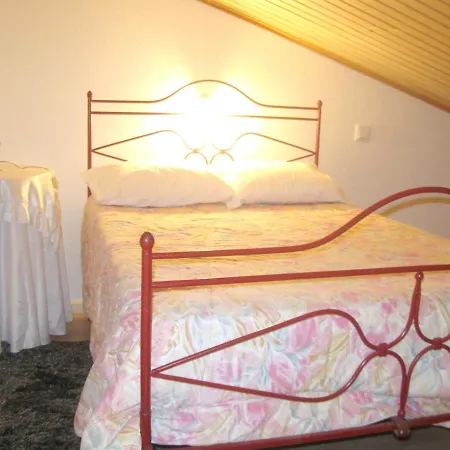 4 Bedrooms House With Furnished Terrace And Wifi At 4 Km Away From The Casa de Férias