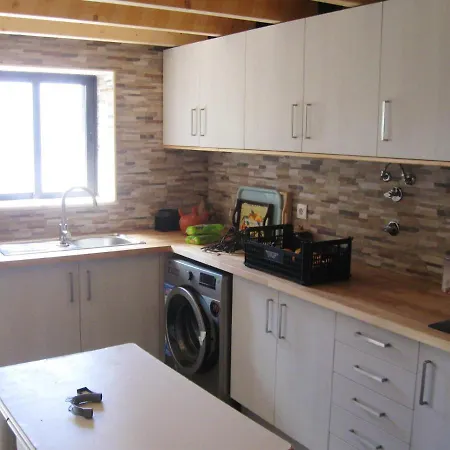 4 Bedrooms House With Furnished Terrace And Wifi At 4 Km Away From The Holiday home